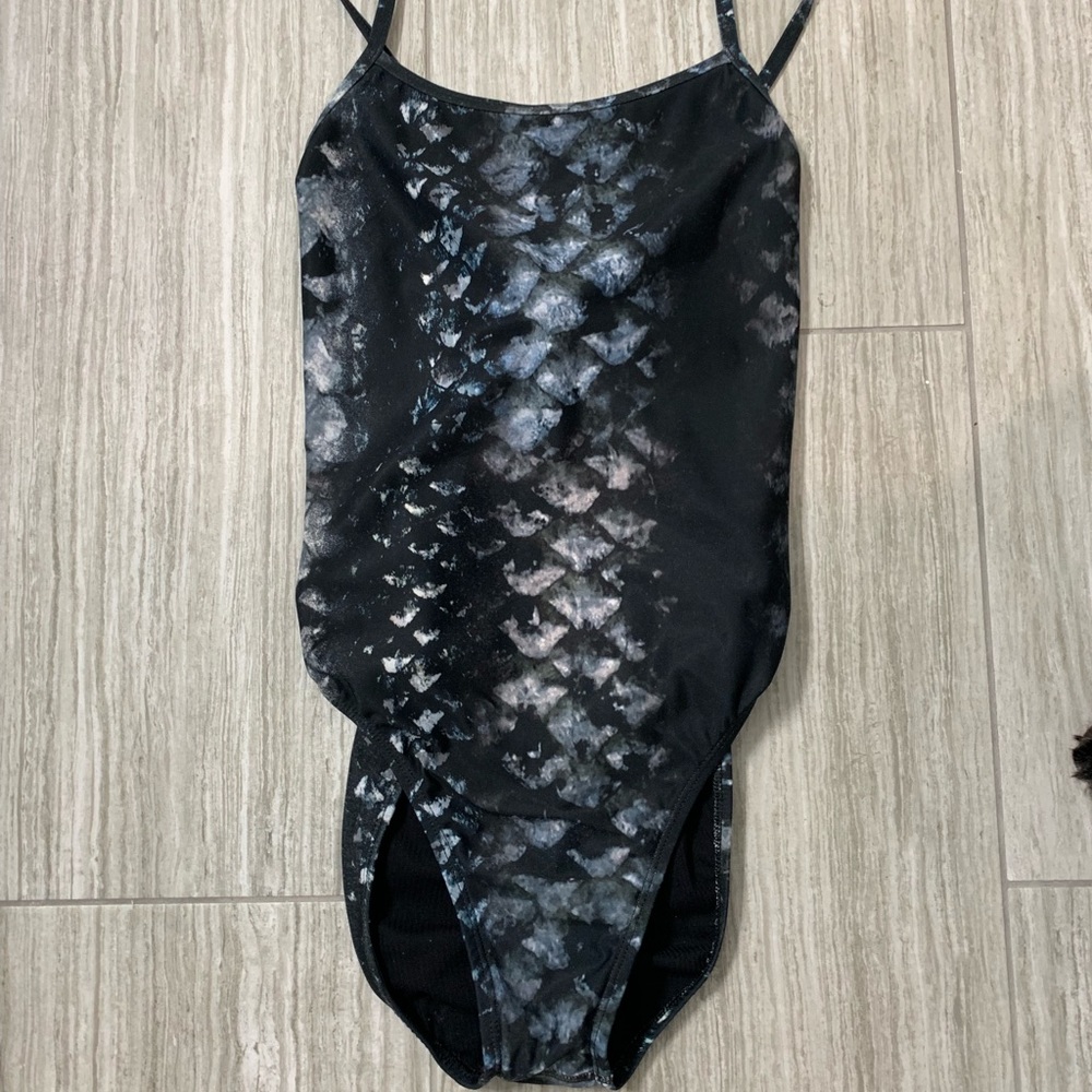 one piece women’s jolyn